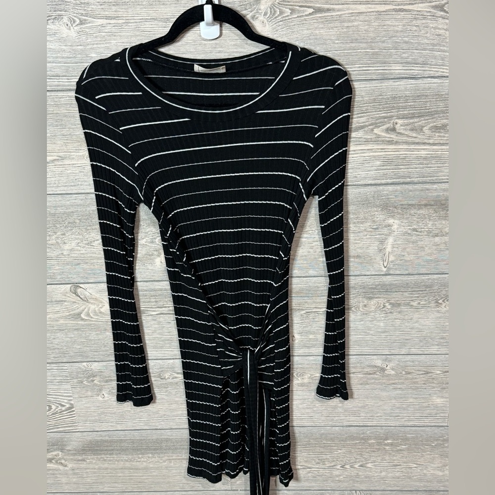 Every Black with White Stripe Ribbed Bodycon Tie-Wrap Dress Size Medium Mini - Picture 5 of 8